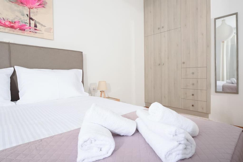 Marie'S Luxury City Center Apartment Iraklion Buitenkant foto