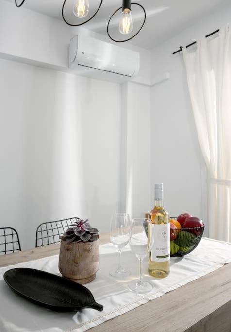 Marie'S Luxury City Center Apartment Iraklion Buitenkant foto