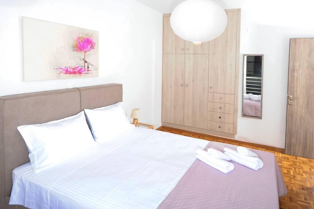 Marie'S Luxury City Center Apartment Iraklion Buitenkant foto